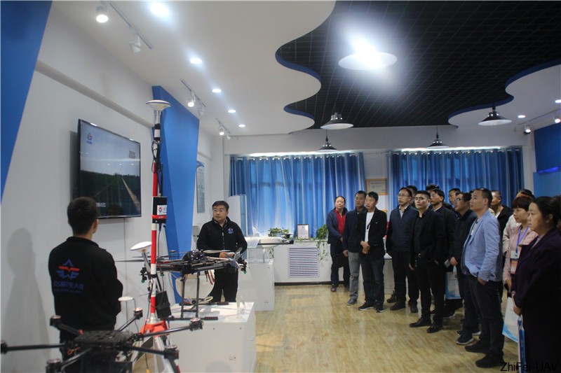 河北智飛極農(nóng)無(wú)人機(jī)科技|保定ASFC無(wú)人機(jī)駕駛員培訓(xùn)考證|打藥撒藥噴藥植保無(wú)人機(jī)