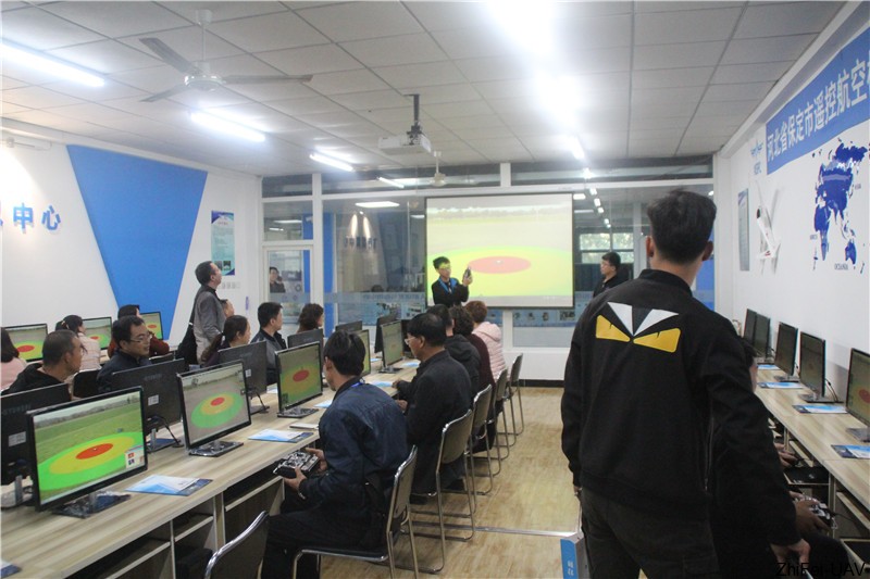 河北智飛極農(nóng)無(wú)人機(jī)科技|保定ASFC無(wú)人機(jī)駕駛員培訓(xùn)考證|打藥撒藥噴藥植保無(wú)人機(jī)